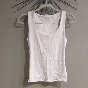 Festival Zara White Stretchy Sleeveless Top Athletic Small Double Lined Chest